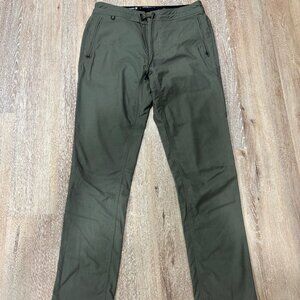 Roark Men's Layover Slim Fit Traveler Pant (Waist 31) - Military